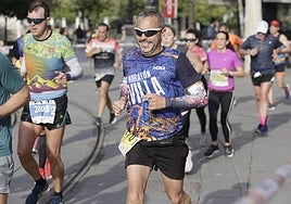 Búscate en las imágenes del Medio Maratón de Sevilla 2024 (4)