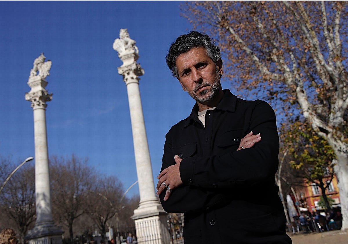 Arcángel en la Alameda de Hércules antes de la entrevista