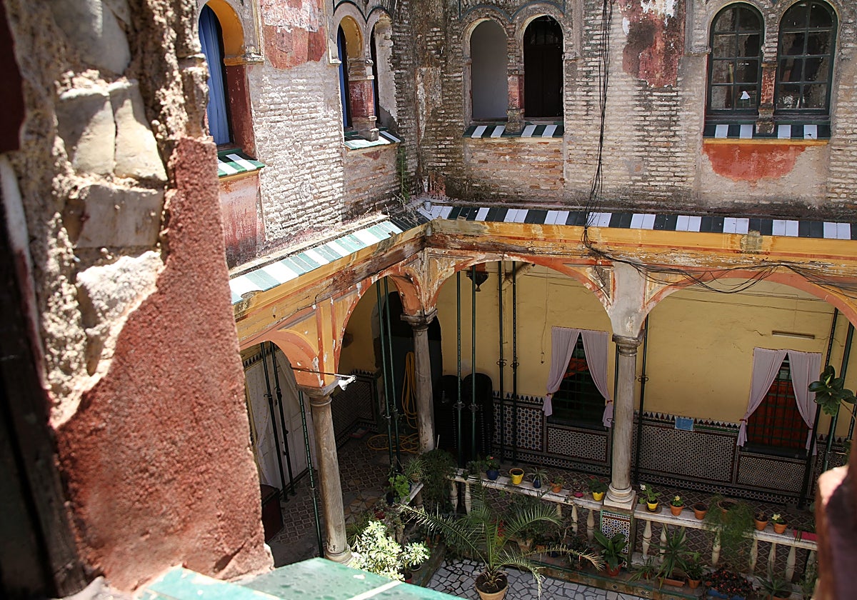 El Pumarejo se frenó por la instalación de un ascensor