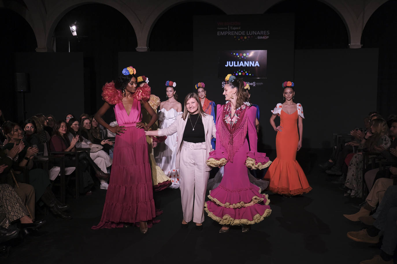 La Fundación Cajasol de Sevilla acoge el desfile de Emprende Lunares