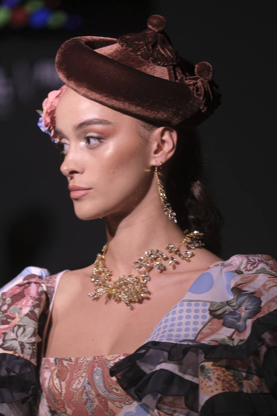 La Fundación Cajasol de Sevilla acoge el desfile de Emprende Lunares