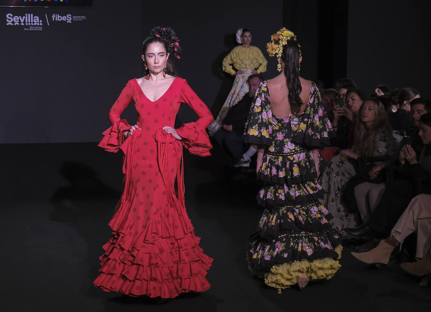 La Fundación Cajasol de Sevilla acoge el desfile de Emprende Lunares