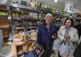 Un paseo, en imágenes, por el barrio de la Calzada en Sevilla