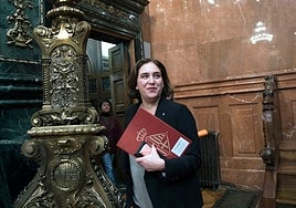 ¿Podría aplicar José Luis Sanz el 'método Colau' en Sevilla para sacar adelante los presupuestos sin acuerdo?