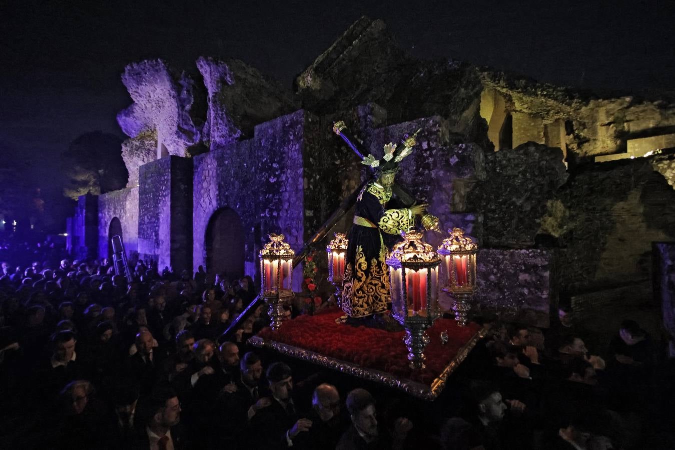 Vía Crucis de Jesús Nazareno por Itálica