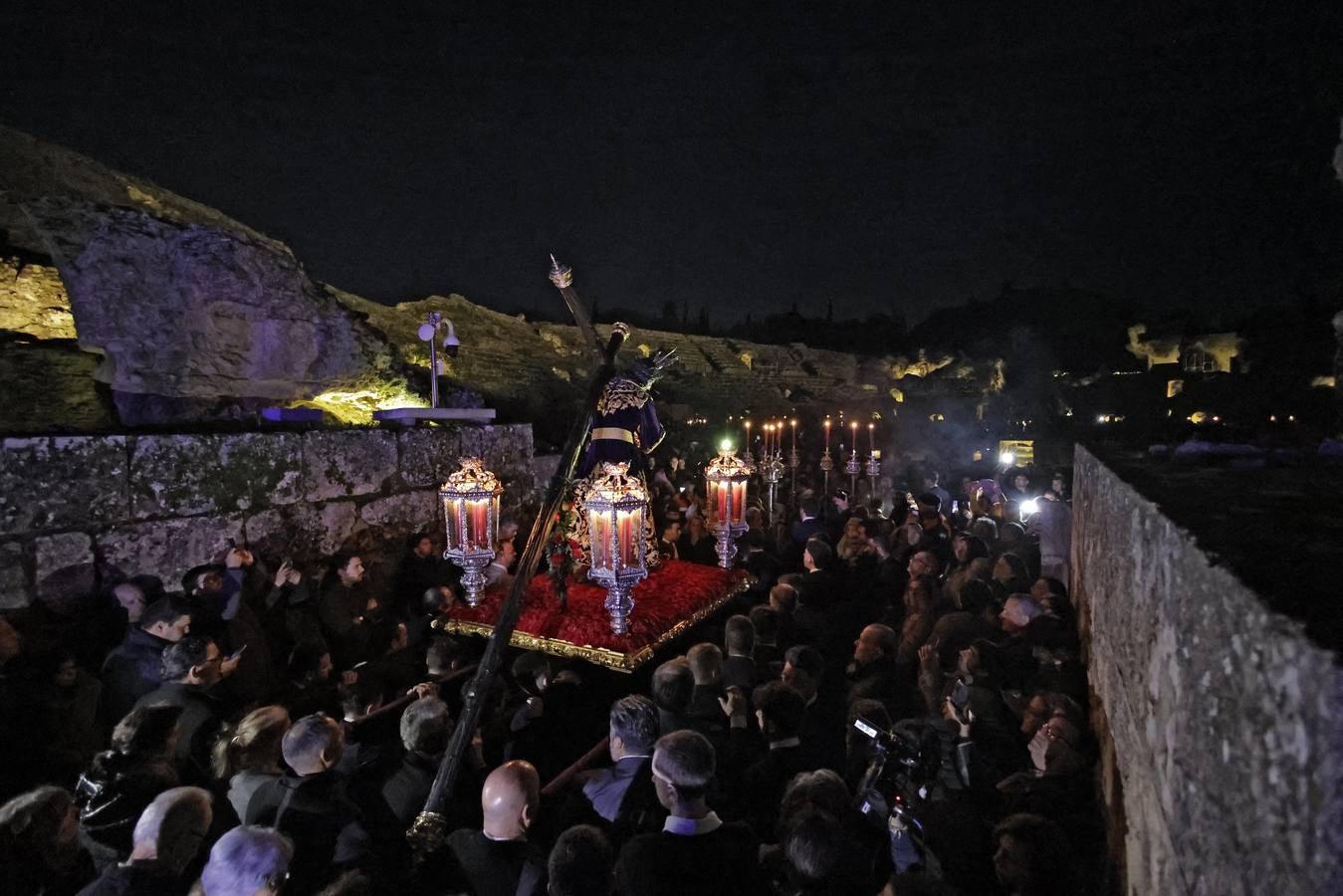 Vía Crucis de Jesús Nazareno por Itálica