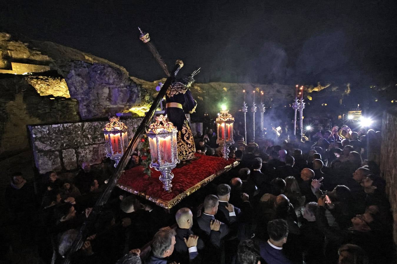 Vía Crucis de Jesús Nazareno por Itálica