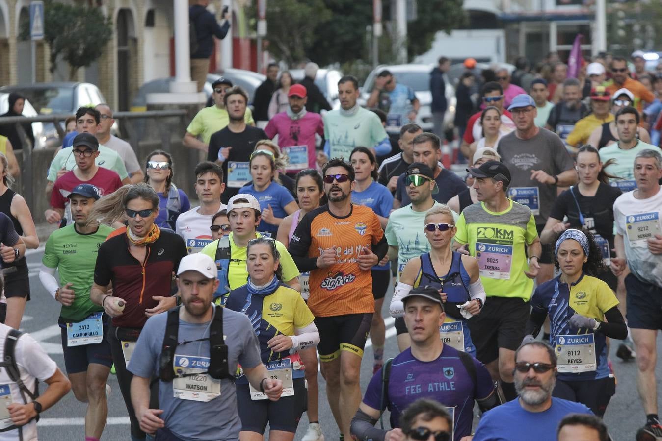 Corredores por el centro histórico de Sevilla