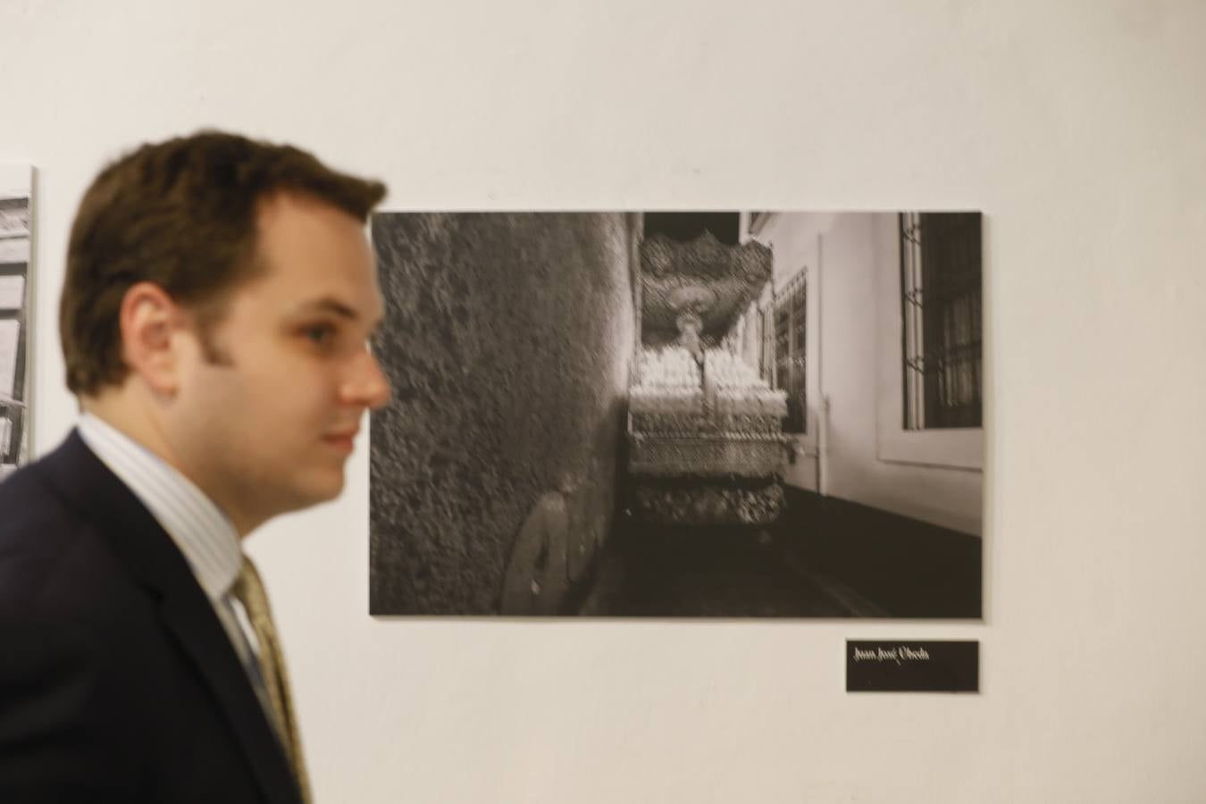 La exposición recoge las mejores obras de 40 fotógrafos de Sevilla