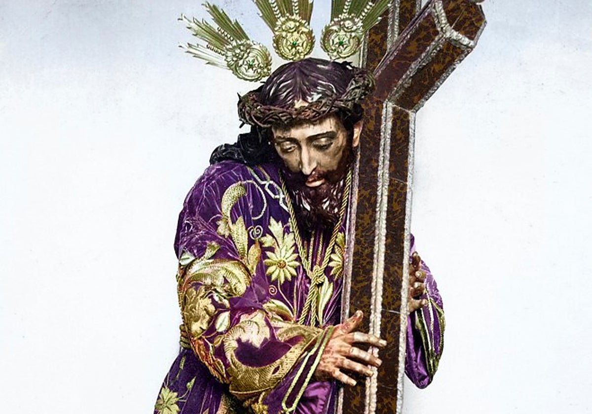 Diseño de la túnica bordada del Nazareno de la O