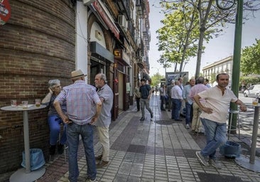 Se crea una nueva asociación de hosteleros sevillanos para defender los tanques en la calle que prometió Sanz