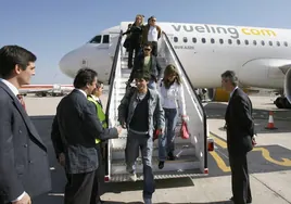 Vueling aumenta la frecuencia de vuelos de Bilbao y Mallorca con Sevilla por la final de la Copa del Rey 2024