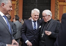 Las imágenes de los asistentes al pregón de la Semana Santa de Sevilla 2024