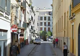 Una falsa alarma de bomba mantiene acordonada durante media hora la calle Tomás de Ibarra