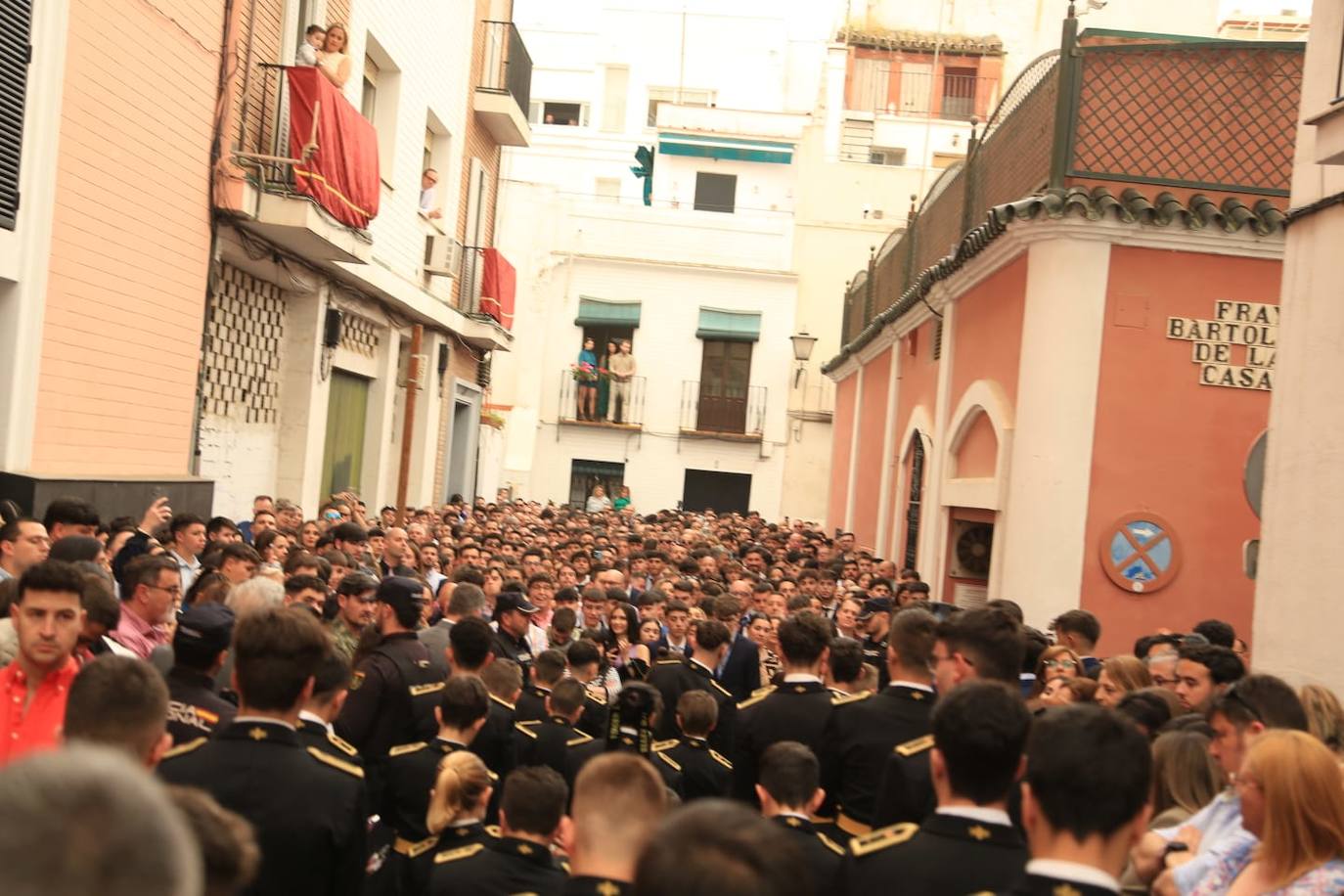 La hermandad de Jesús Despojado realiza su estación de penitencia con normalidad a pesar de las previsiones meteorológicas