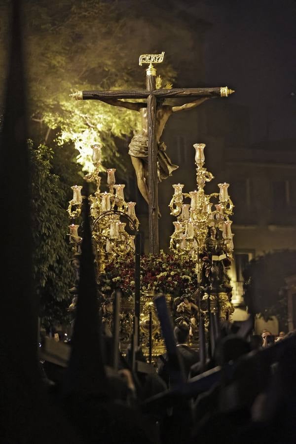 La noche del Lunes Santo se vivió gran emoción con la salida del Museo