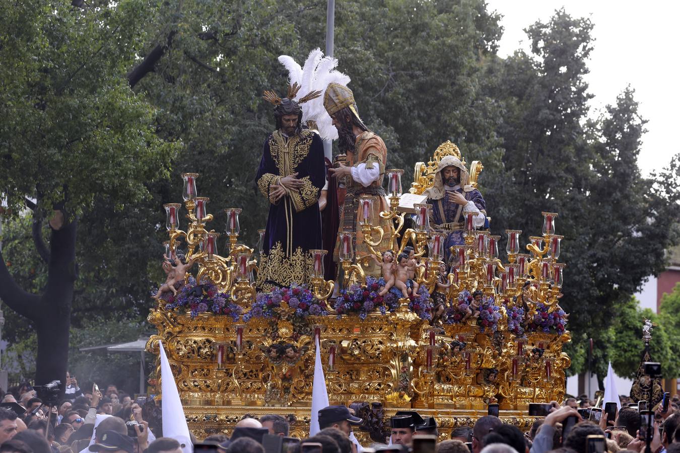 La hermandad de San Gonzalo decide realizar su estación de penitencia a pesar de las adversidades 