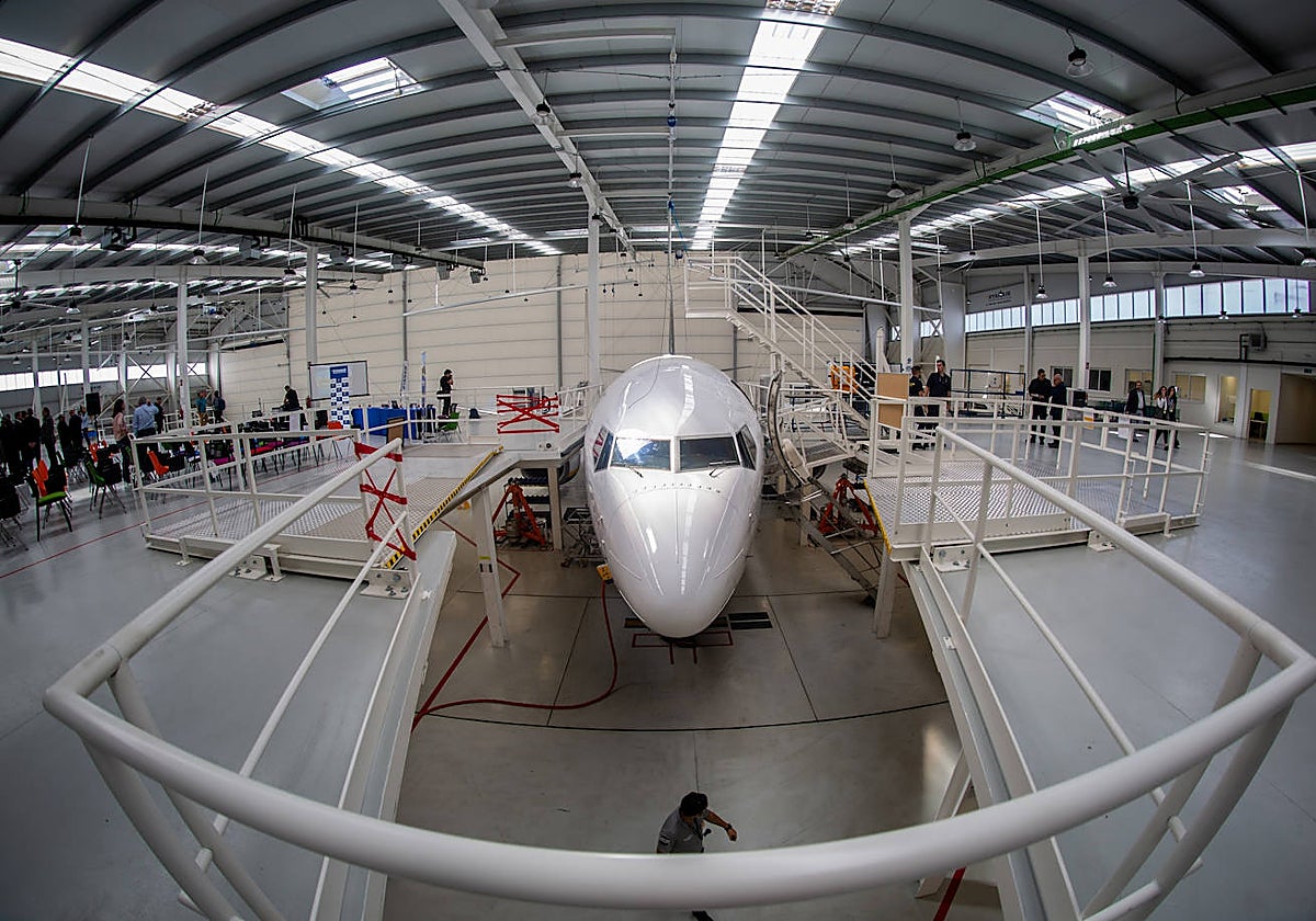 Centro de Mantenimiento MRO de Ryanair en Sevilla.