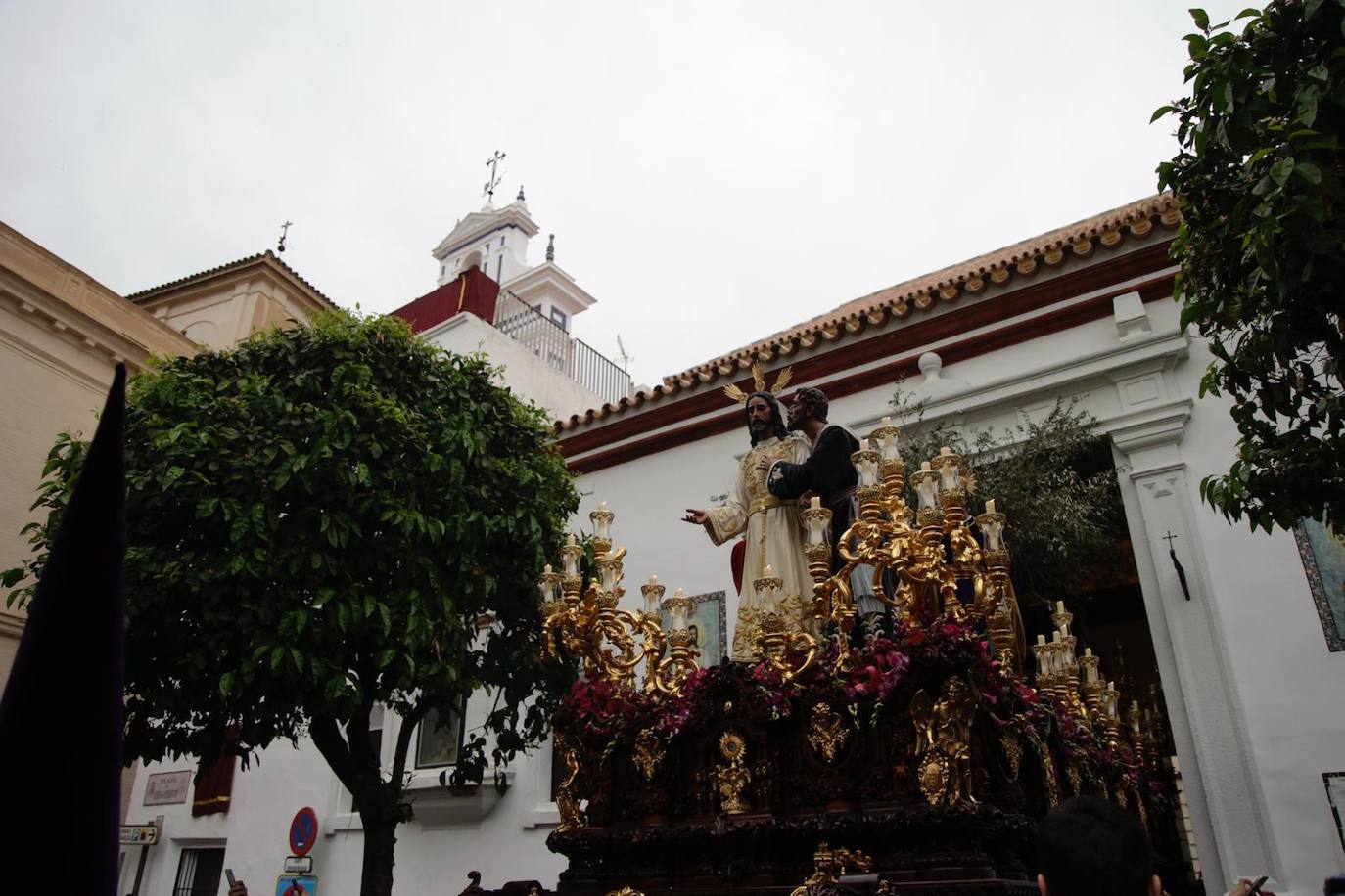 La Redención realiza su estación de penitencia a la Catedral de Sevilla este Lunes Santo 