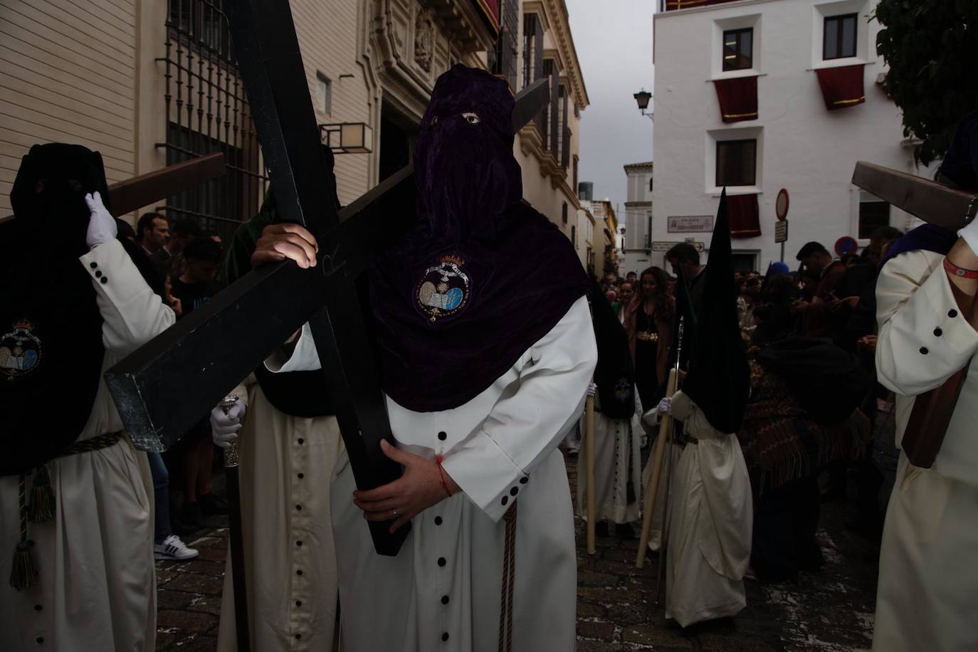 La Redención realiza su estación de penitencia a la Catedral de Sevilla este Lunes Santo 