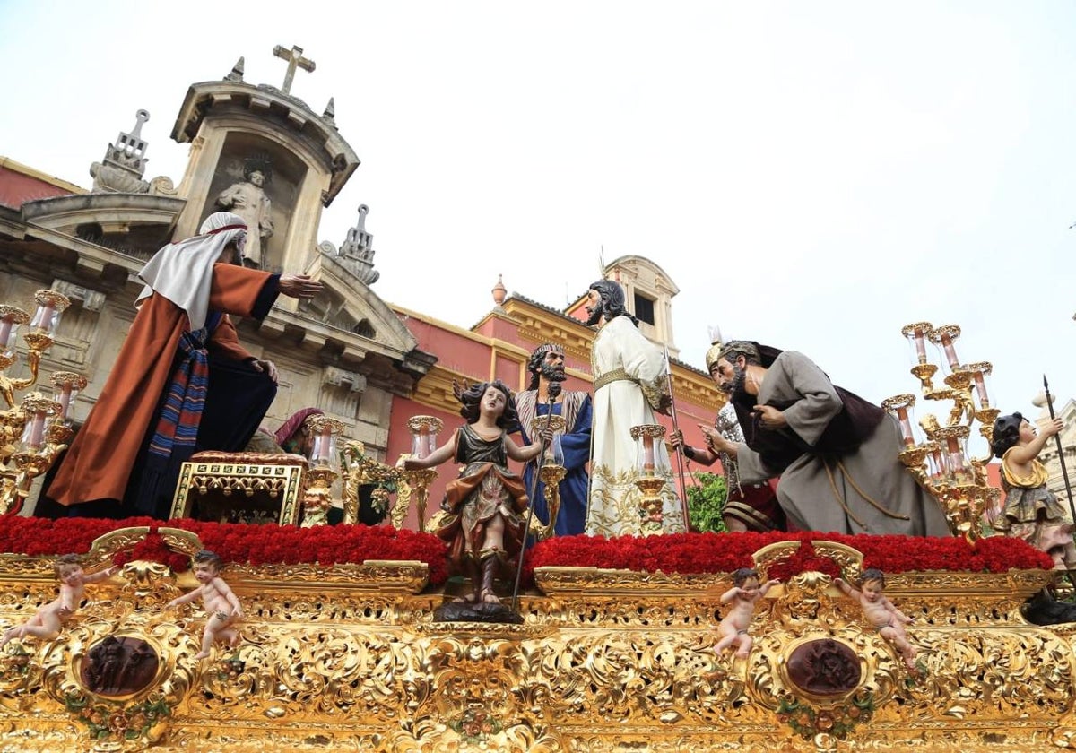 El misterio de la hermandad del Dulce Nombre tras salir de San Lorenzo