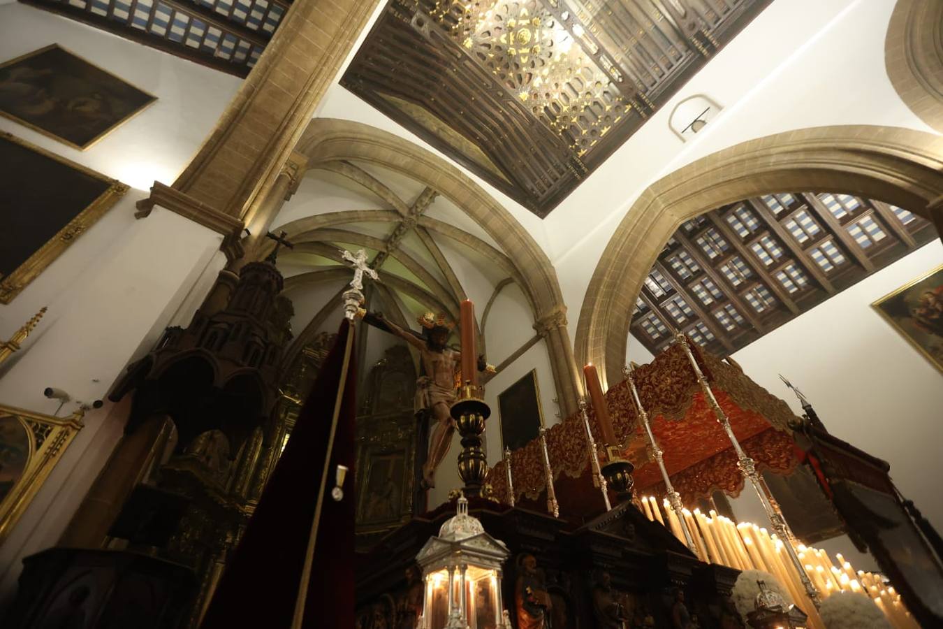 La hermandad del Cristo de Burgos no ha podido realizar su estación de penitencia en la Semana Santa de Sevilla 2024