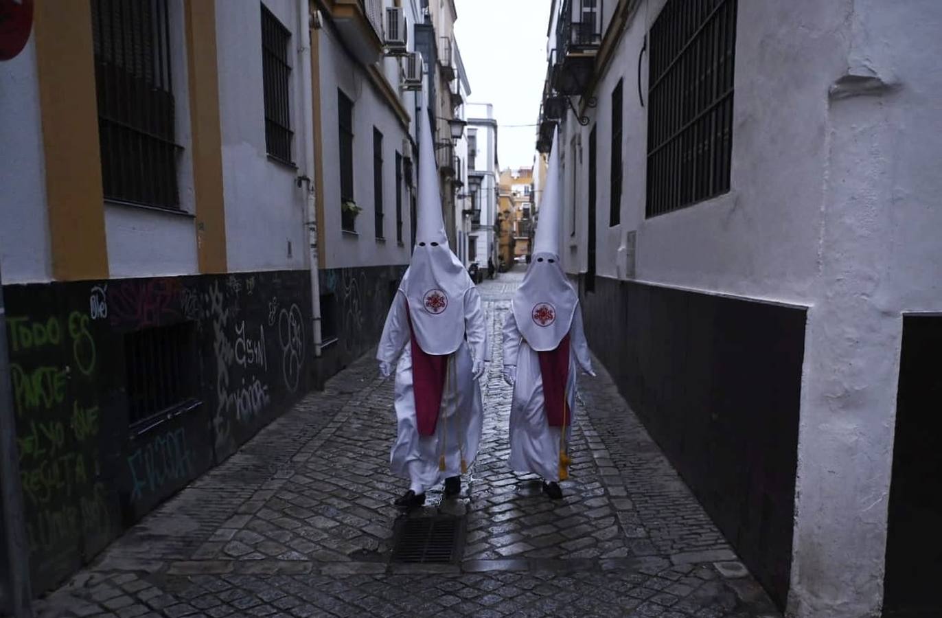 La hermandad de las Siete Palabras se queda sin procesionar por las inclemencias meteorológicas