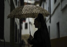 La borrasca trae lluvia, viento y oleaje este Jueves Santo a toda Andalucía excepto Málaga
