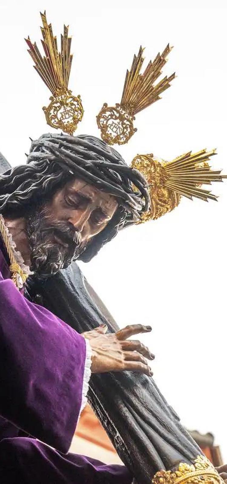 Itinerarios y horarios del Jueves Santo en Sevilla de la Semana Santa 2024