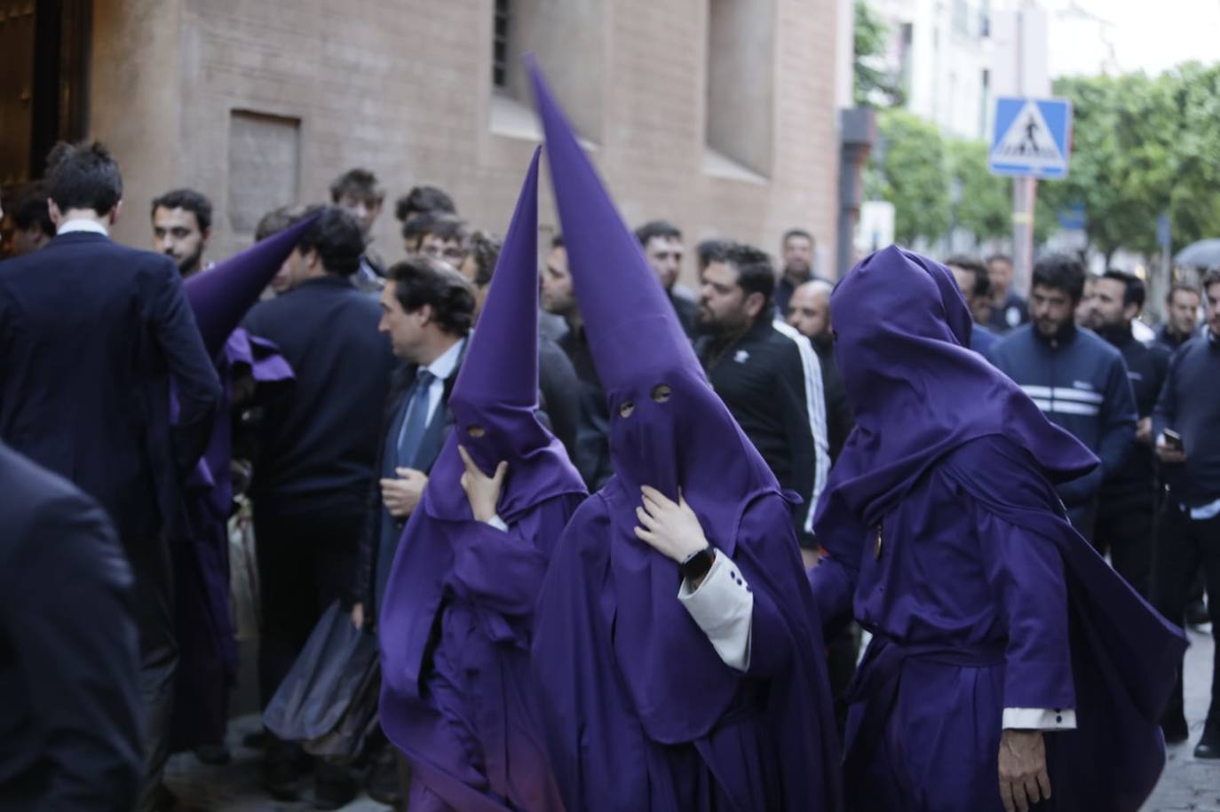 La lluvia impide que la Quinta Angustia realice su estación de penitencia este Jueves Santo