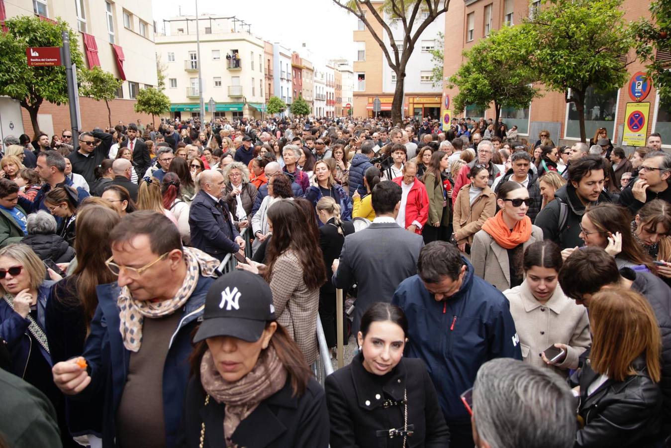 La hermandad del Cachorro no pudo realizar su estación de penitencia a la Catedral de Sevilla 