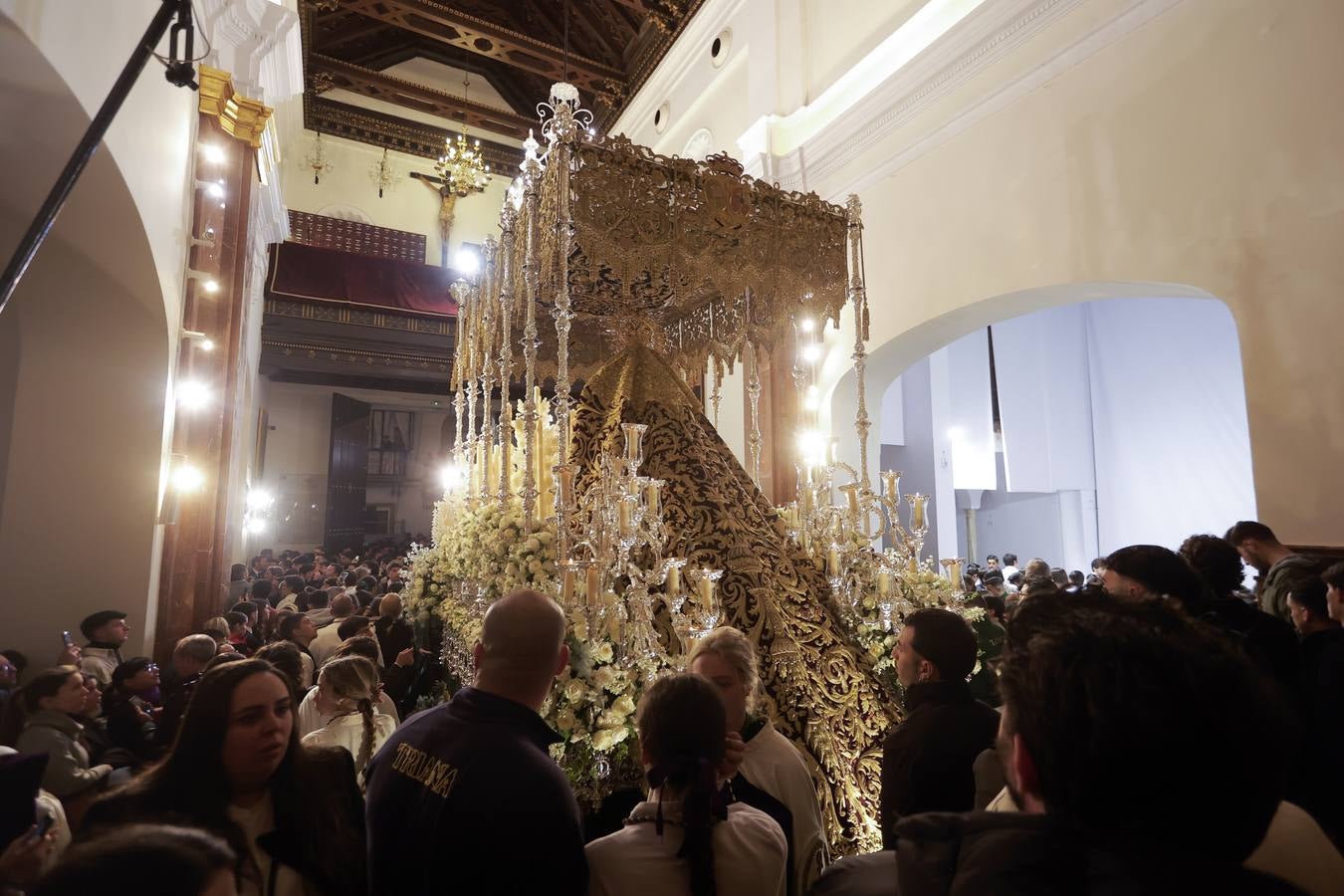 La hermandad de la Esperanza de Triana fue la primera de la noche en comunicar que no saldrían a las calles de Sevilla en la Madrugada 2024
