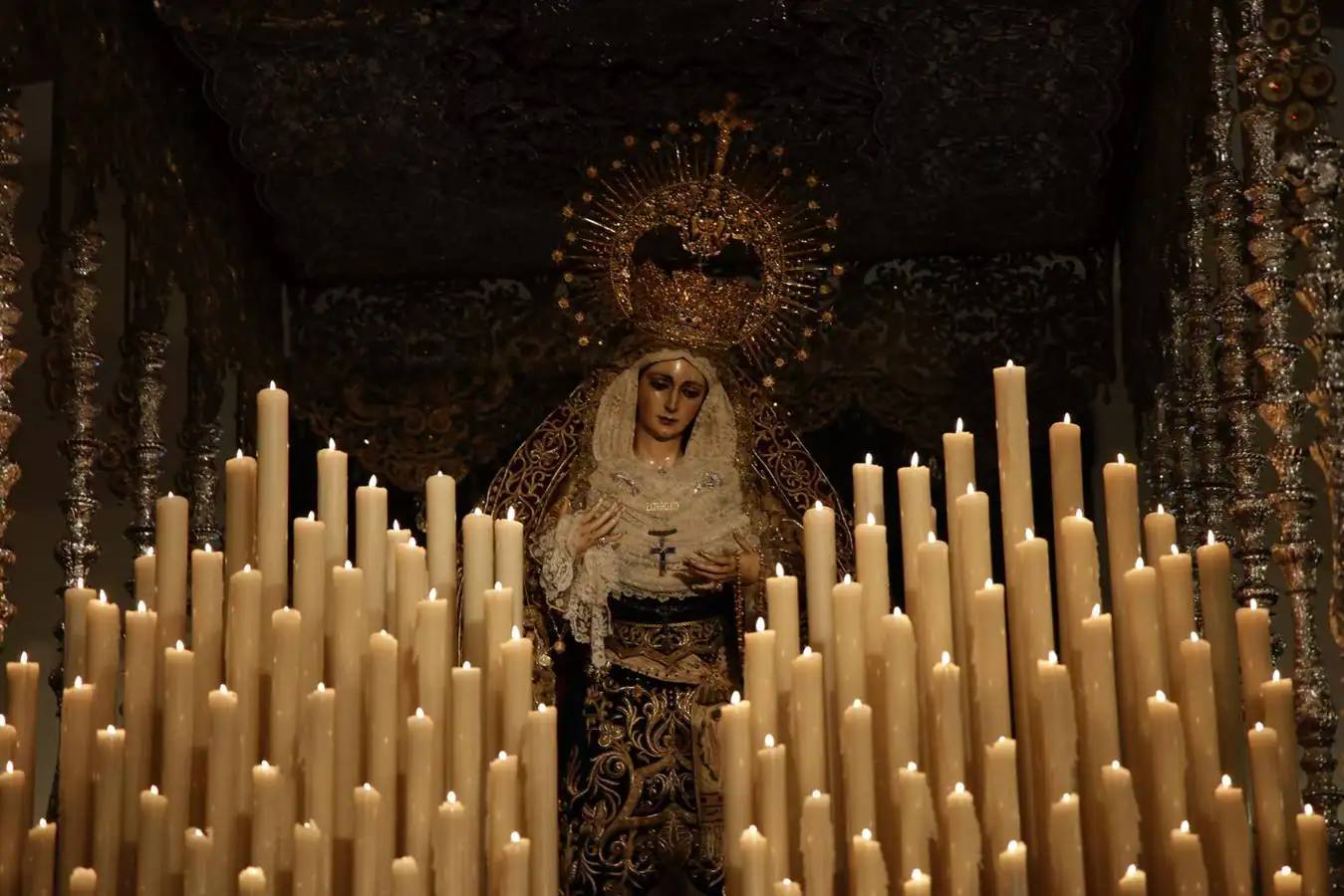 La hermandad del Cachorro no pudo realizar su estación de penitencia a la Catedral de Sevilla 