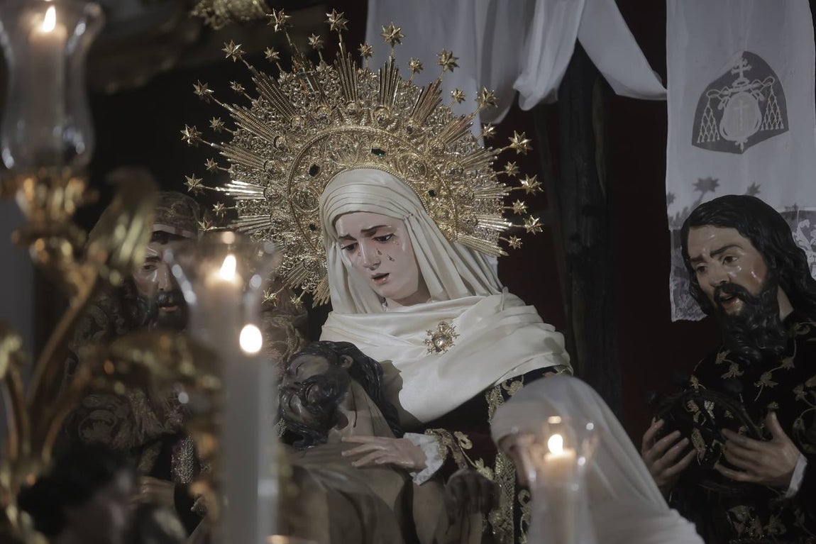 Otra de las hermandades del Viernes Santo que no pudo realizar su estación de penitencia fue la Sagrada Mortaja