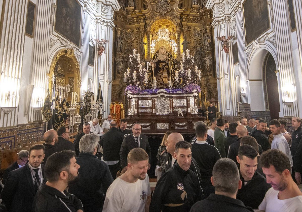 La Soledad de San Buenaventura no pudo salir a las calles de Sevilla en el Viernes Santo de 2024