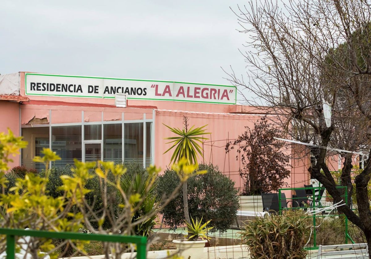 Residencia La Alegría, una de las investigadas por un juzgado de Carmona