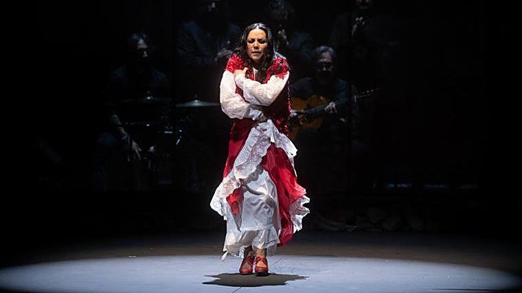 Eva Yerbabuena presentará un espectáculo único para la Bienal