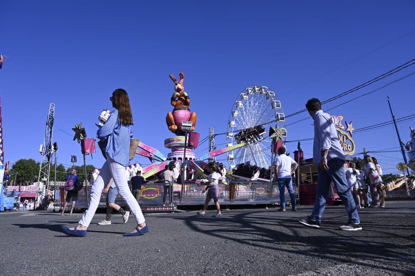 La calle del Infierno este viernes llena de público