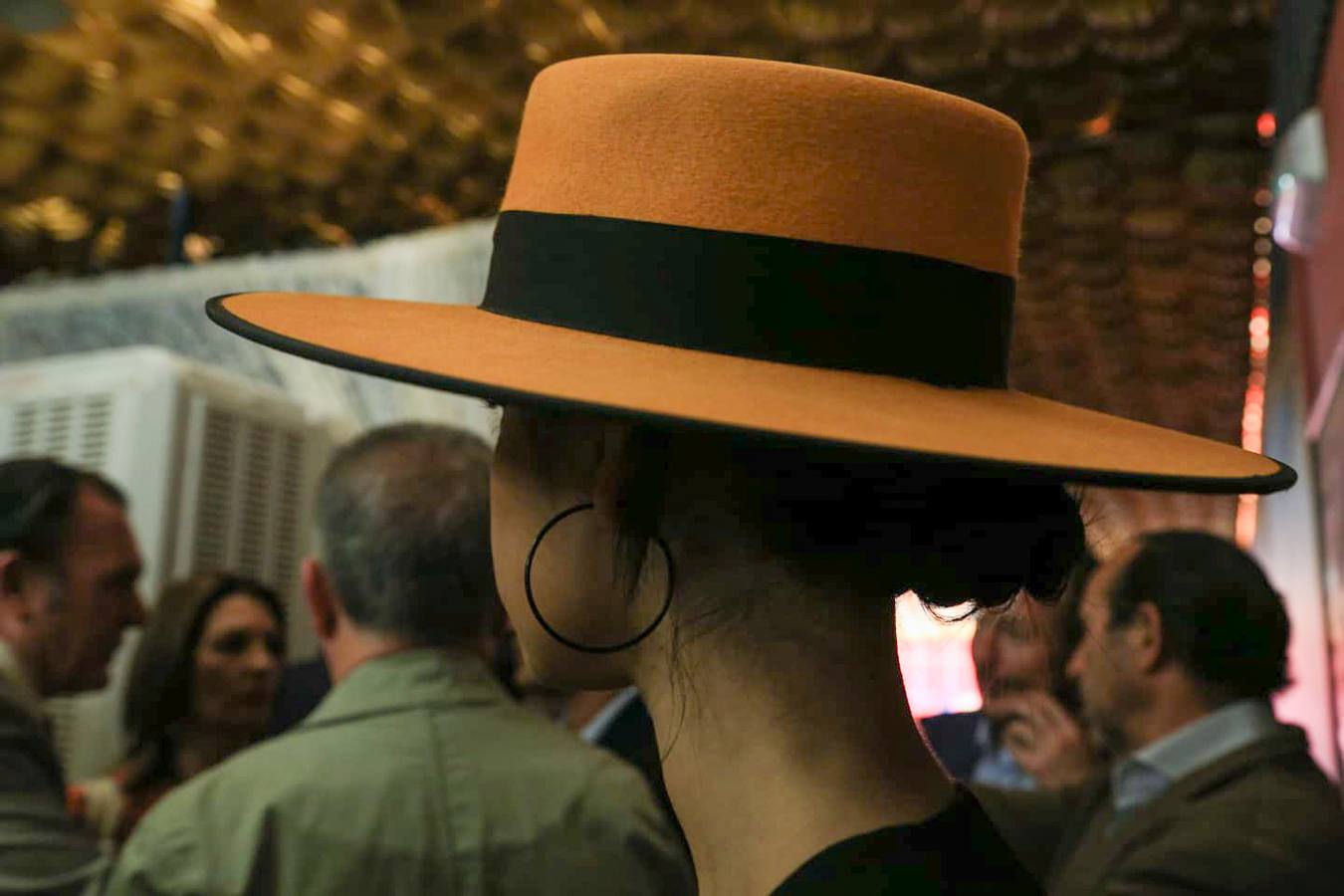 La manzanilla ya corrió en algunas recepciones en las casetas