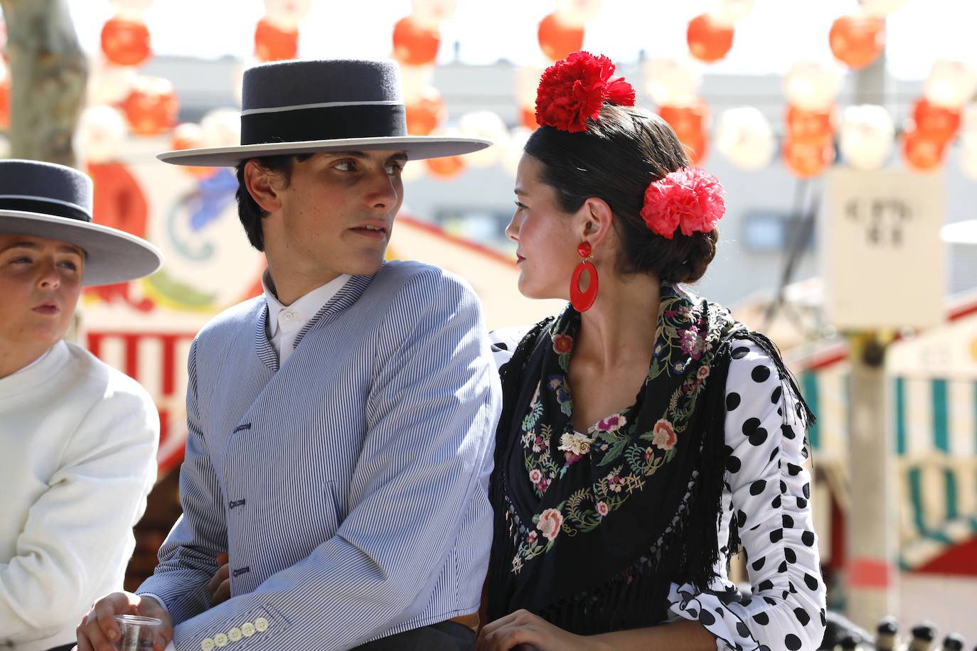 Ambiente durante el martes en la Feria de Sevilla de 2024