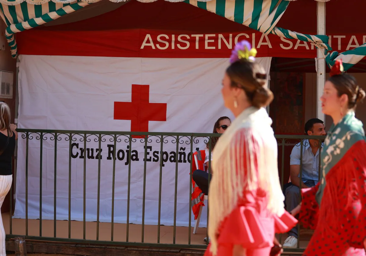 Puesto de Cruz Roja en la Feria de Abril de Sevilla