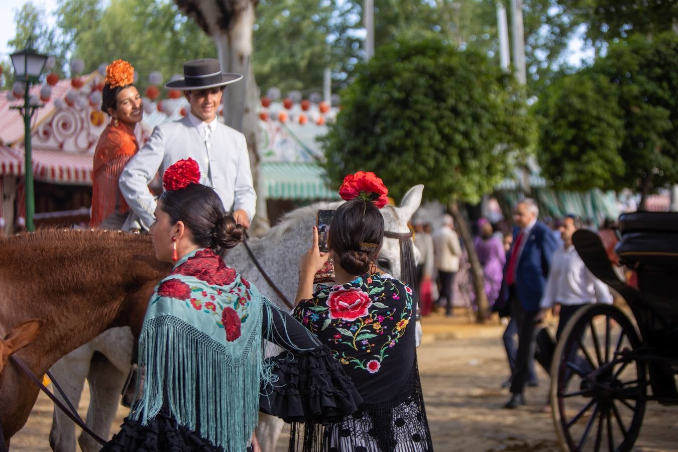 Ambiente en el real durante el miércoles de la Feria de Abril 2024