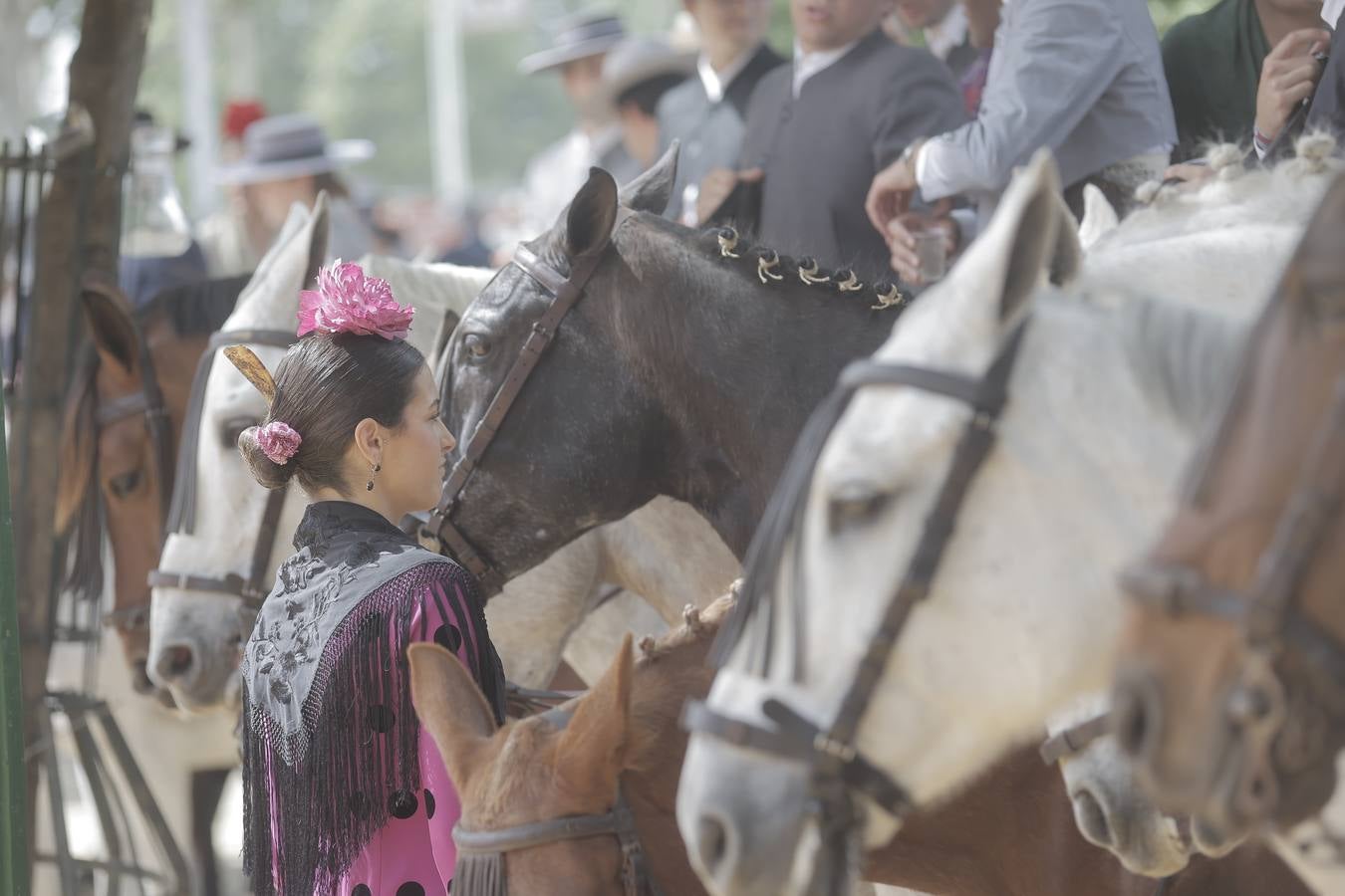 Gran ambiente en las calles del real este jueves de Feria