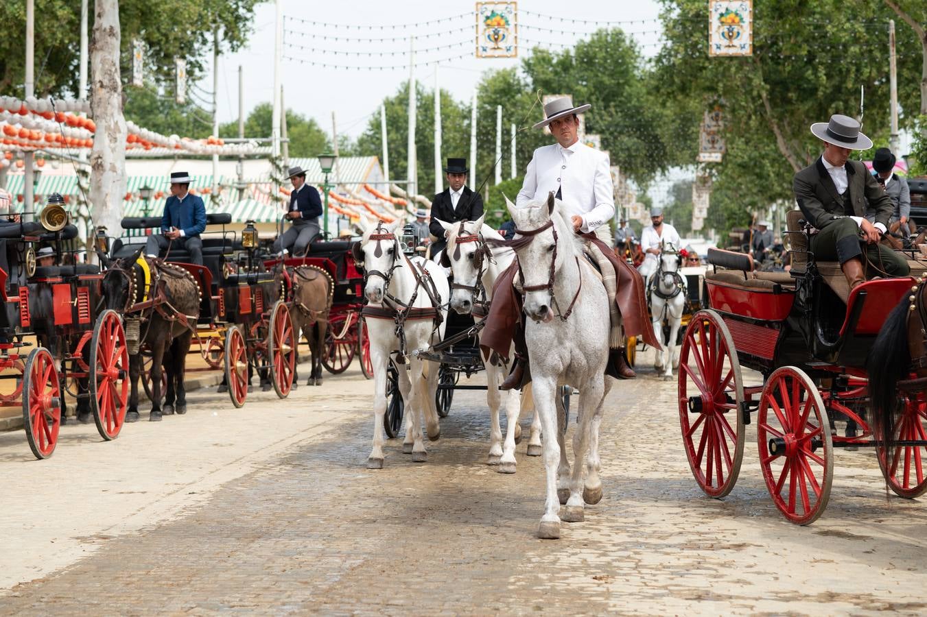 Ambiente en el real durante el viernes de la Feria de 2024