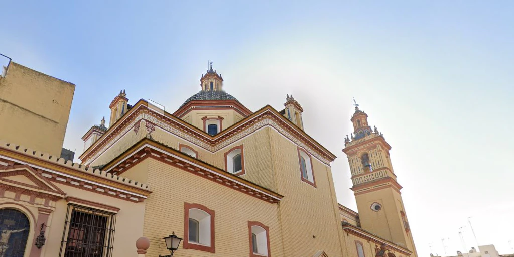 ¿Por qué el barrio de San Bernardo de Sevilla tiene calles con nombres militares?