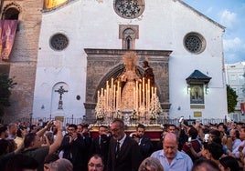 Las imágenes del traslado de la Virgen de Gracia y Amparo de los Javieres