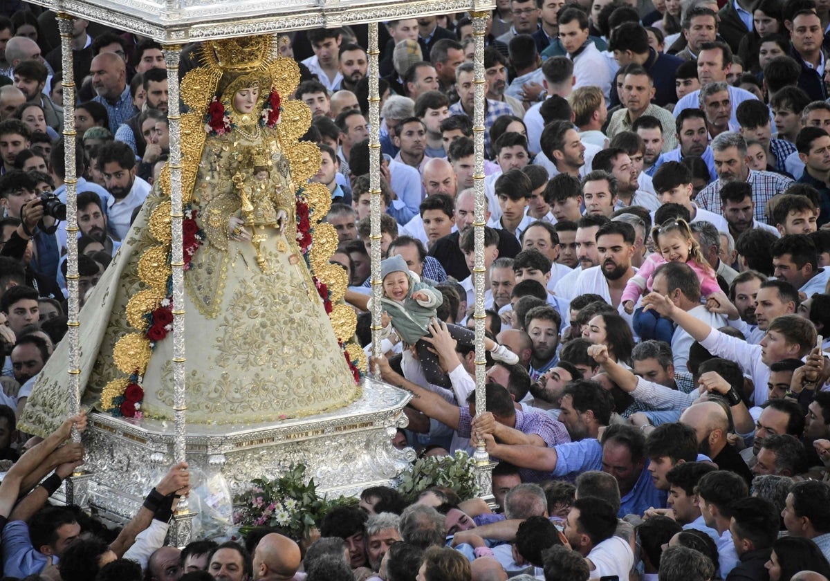 Procesión de la Virgen del Rocío este Lunes de Pentecostés