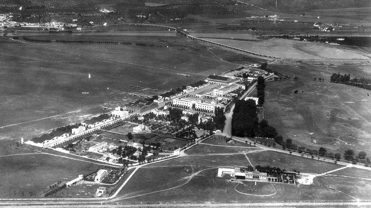 Vista aérea de Tablada década de los 30. Imagen cedida por el Servicio Histórico y Cultural del Ejército del Aire y del Espacio