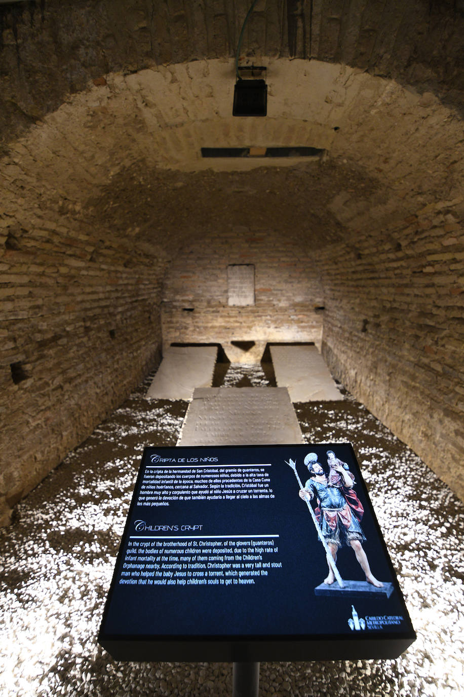 Descubriendo la historia de la iglesia del Salvador de Sevilla a través de &#039;La huella de lo sagrado&#039;