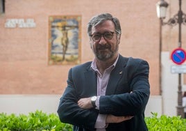 Alberto Javier Martín Pérez:  «Muy pocos sevillanos sabrán que el Cristo de Burgos es propiedad de la parroquia de San Pedro»